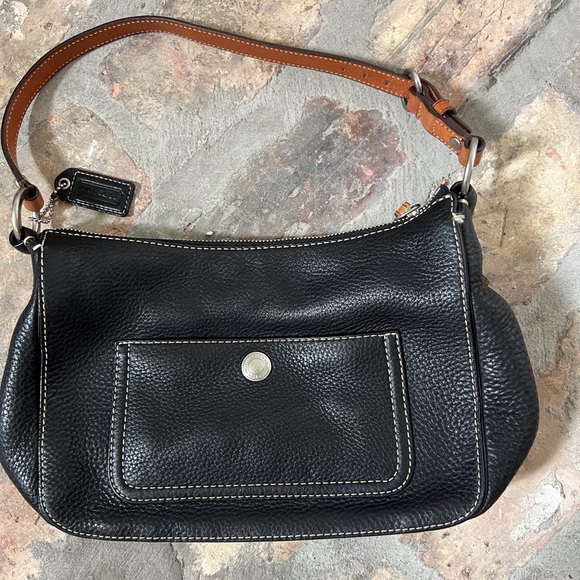 Coach Chelsea Pebbled Leather bag - Picture 2 of 8